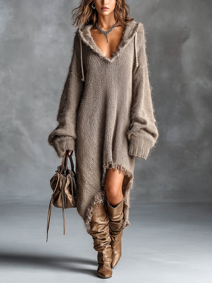 Robe midi en maille douillette à capuche
