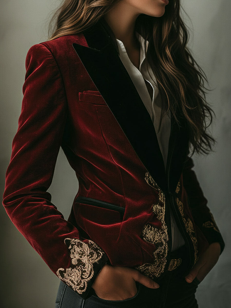 Blazer de Luxe en Velours Noir à Col Doré et Broderies Élégantes