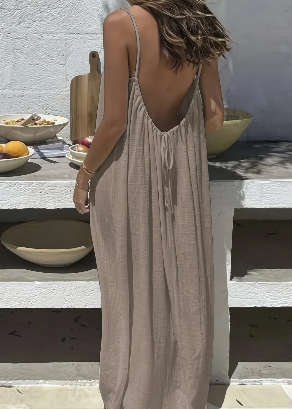 LENA | Vestido de espalda descubierta elegante