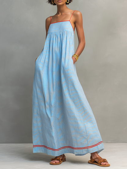 Felicia | Robe longue minimaliste à rayures pour femme avec finitions rouges et fines bretelles