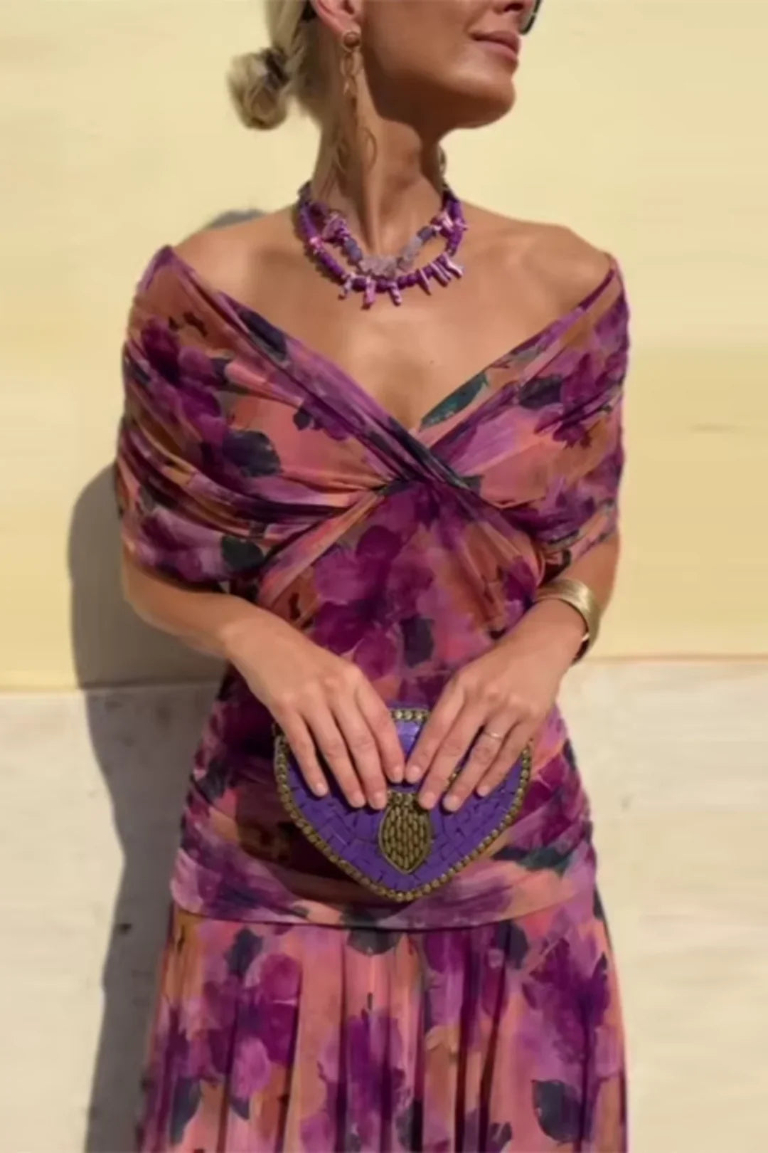LOUISE | Robe longue élégante avec décolleté en V