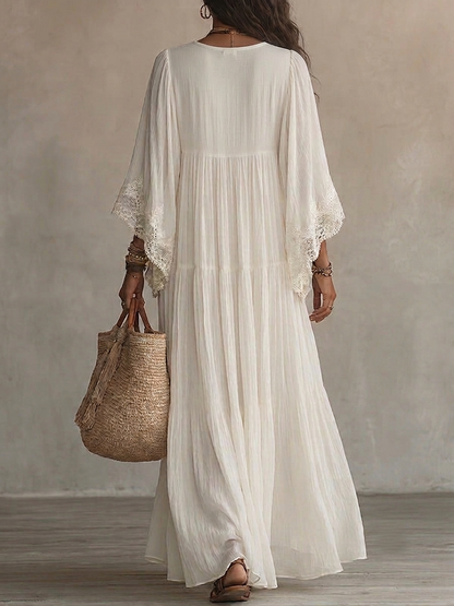 Celeste | Robe longue en mousseline ivoire à manches chauve-souris et dentelle blanche