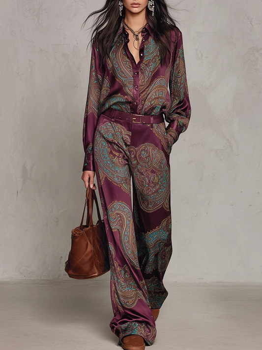 Ensemble chemise et pantalon large en satin paisley bordeaux