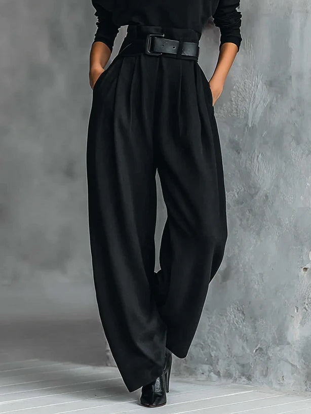 Ginevra | Ensemble noir à col montant et pantalon droit
