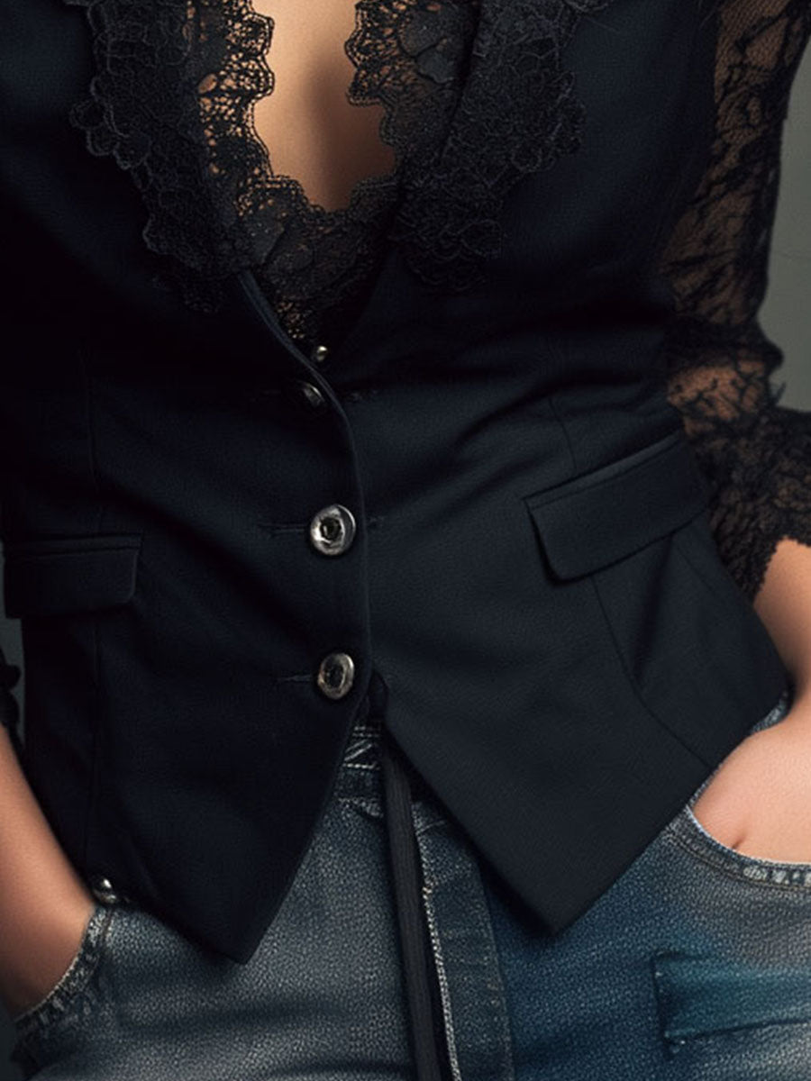 Élégant blazer noir avec manches en dentelle