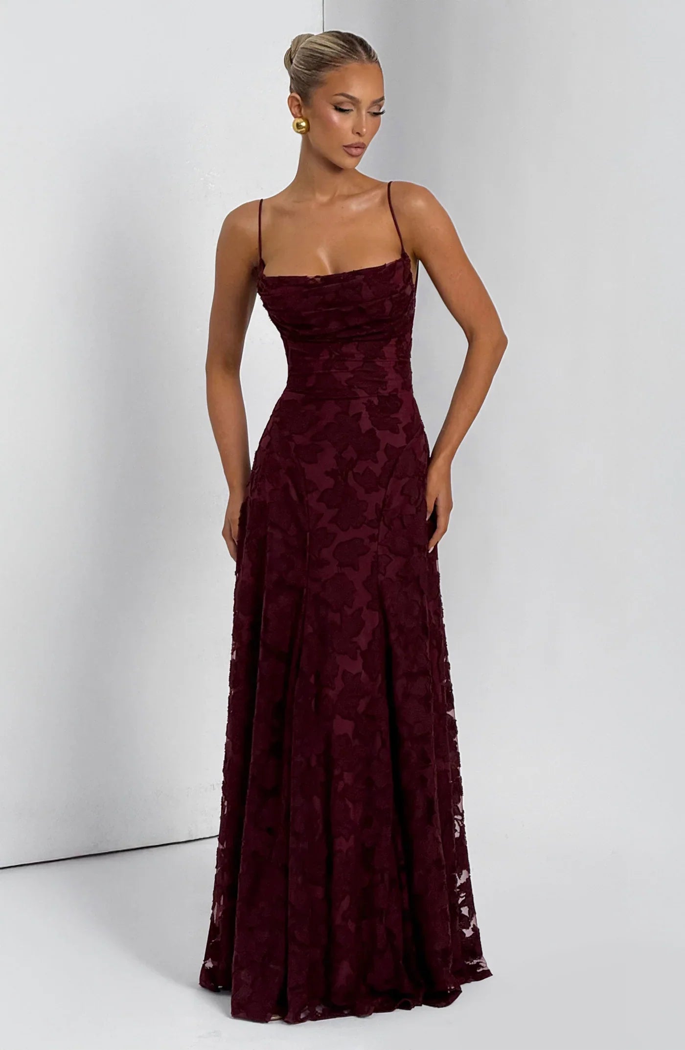 FRANCIS | Maxi vestido con silueta elegante