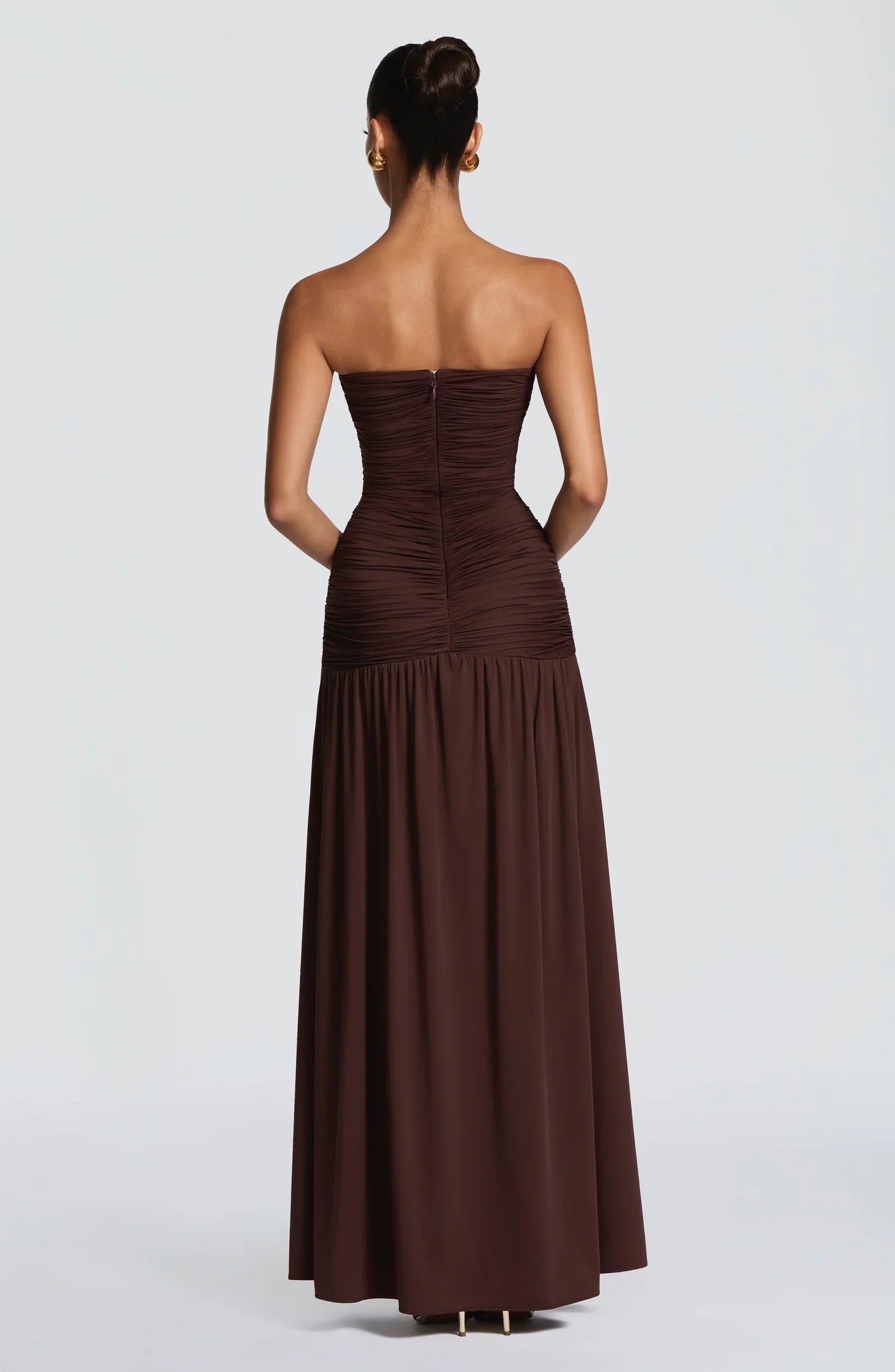 JUNIA | Robe longue au design satiné
