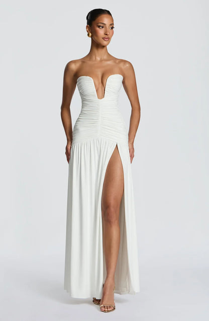 JUNIA | Robe longue au design satiné