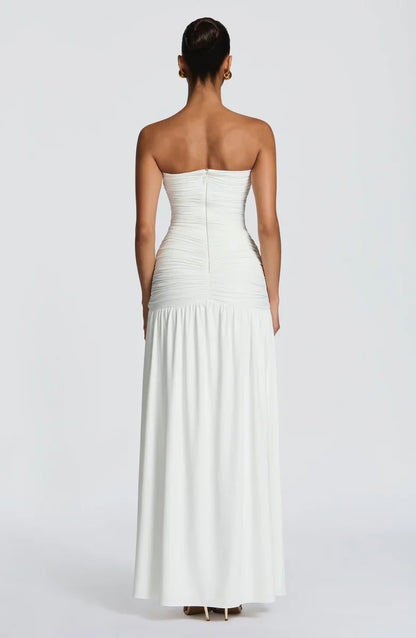 JUNIA | Robe longue au design satiné