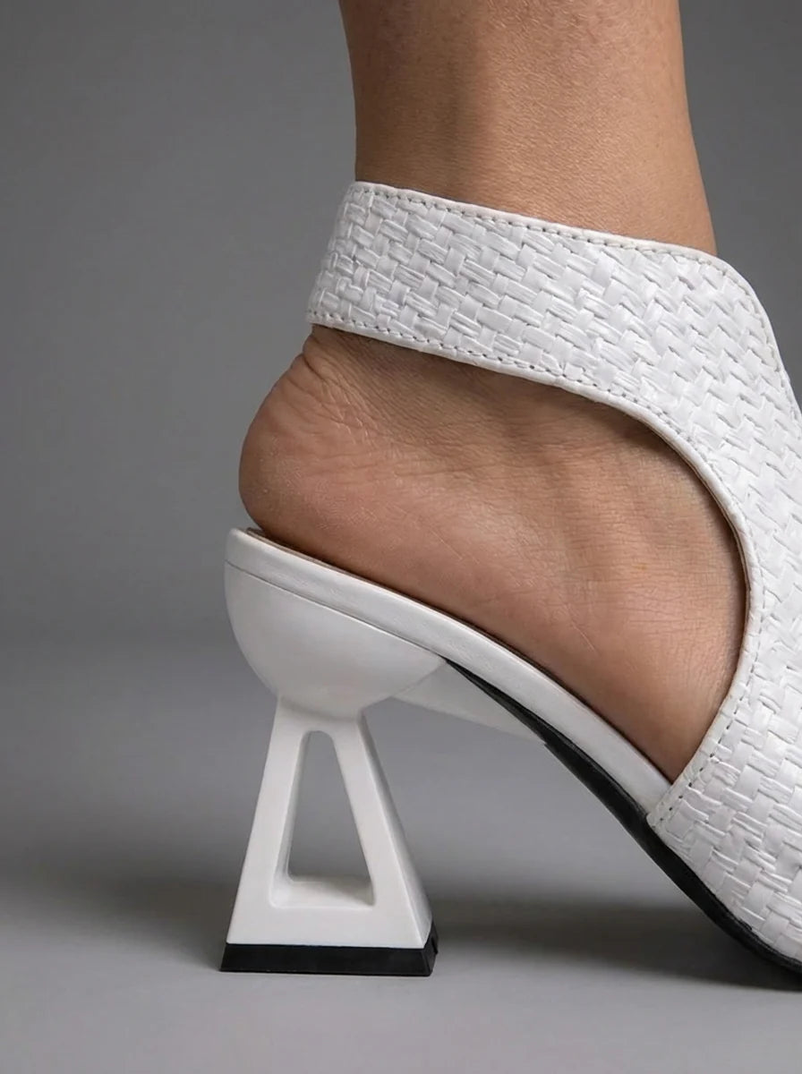 VITORIA | Sandales Élégantes à Talons Tressés Édition Limitée